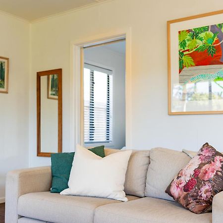 Fun Family Bach, Close To Beach And Shops! Waihi Luaran gambar