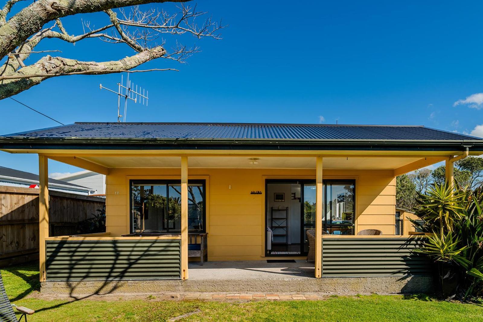 Fun Family Bach, Close To Beach And Shops! Waihi Luaran gambar